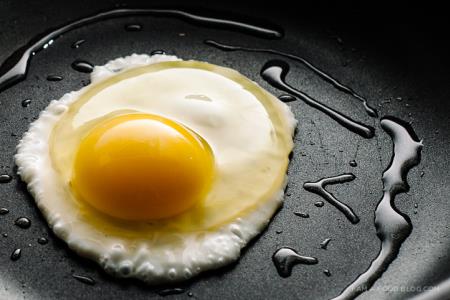 Kaj lahko pričakujete, ko nenadoma prenehate jesti jajca